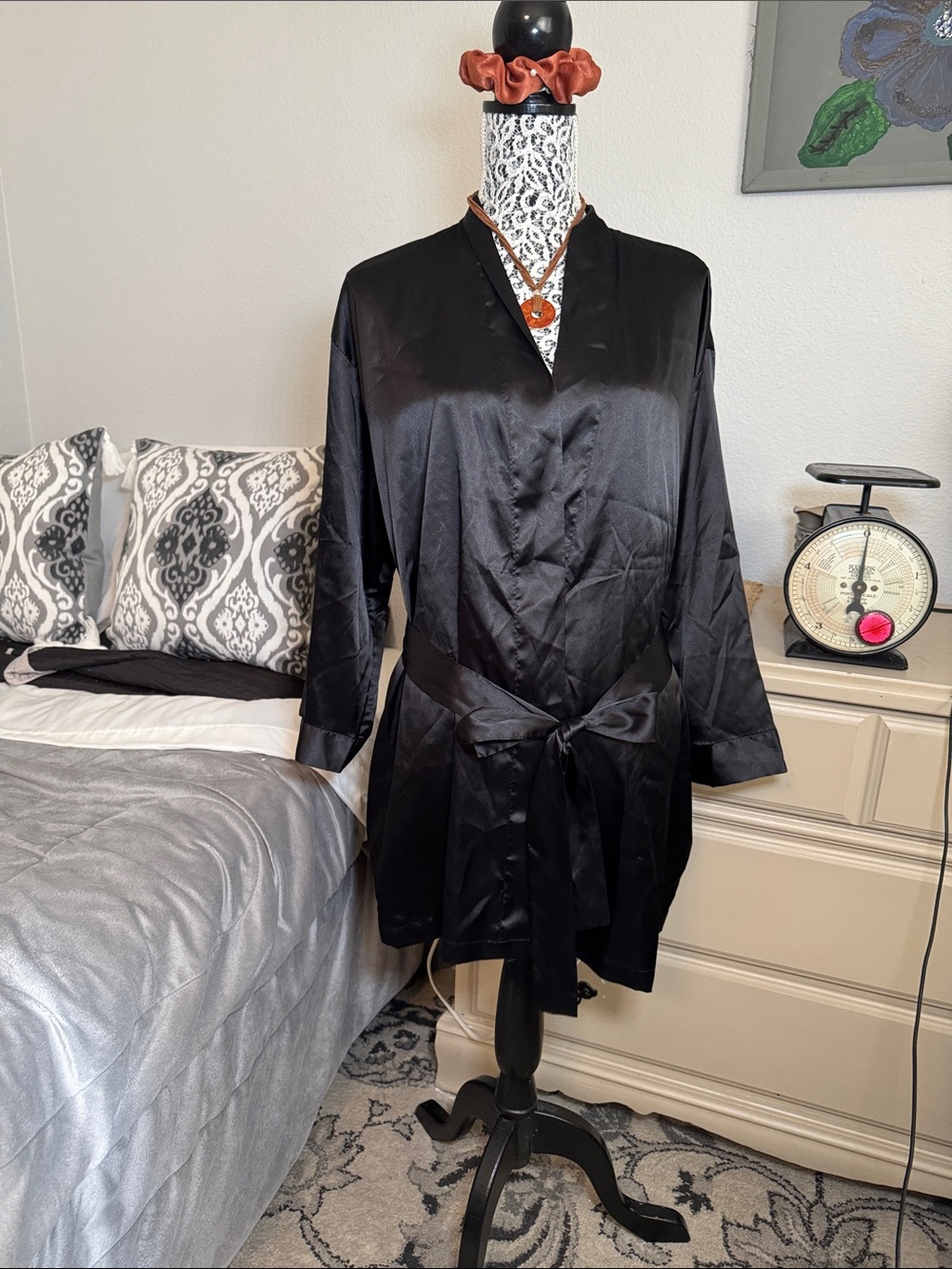 Victoria's Secret Black Satin Wrap kimono Robe with Belt one size fits most
